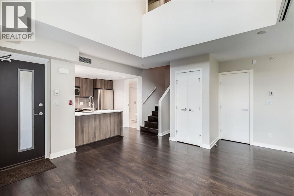 638 14 Avenue Sw, Calgary, Alberta  T2R 0m8 - Photo 6 - A2264680