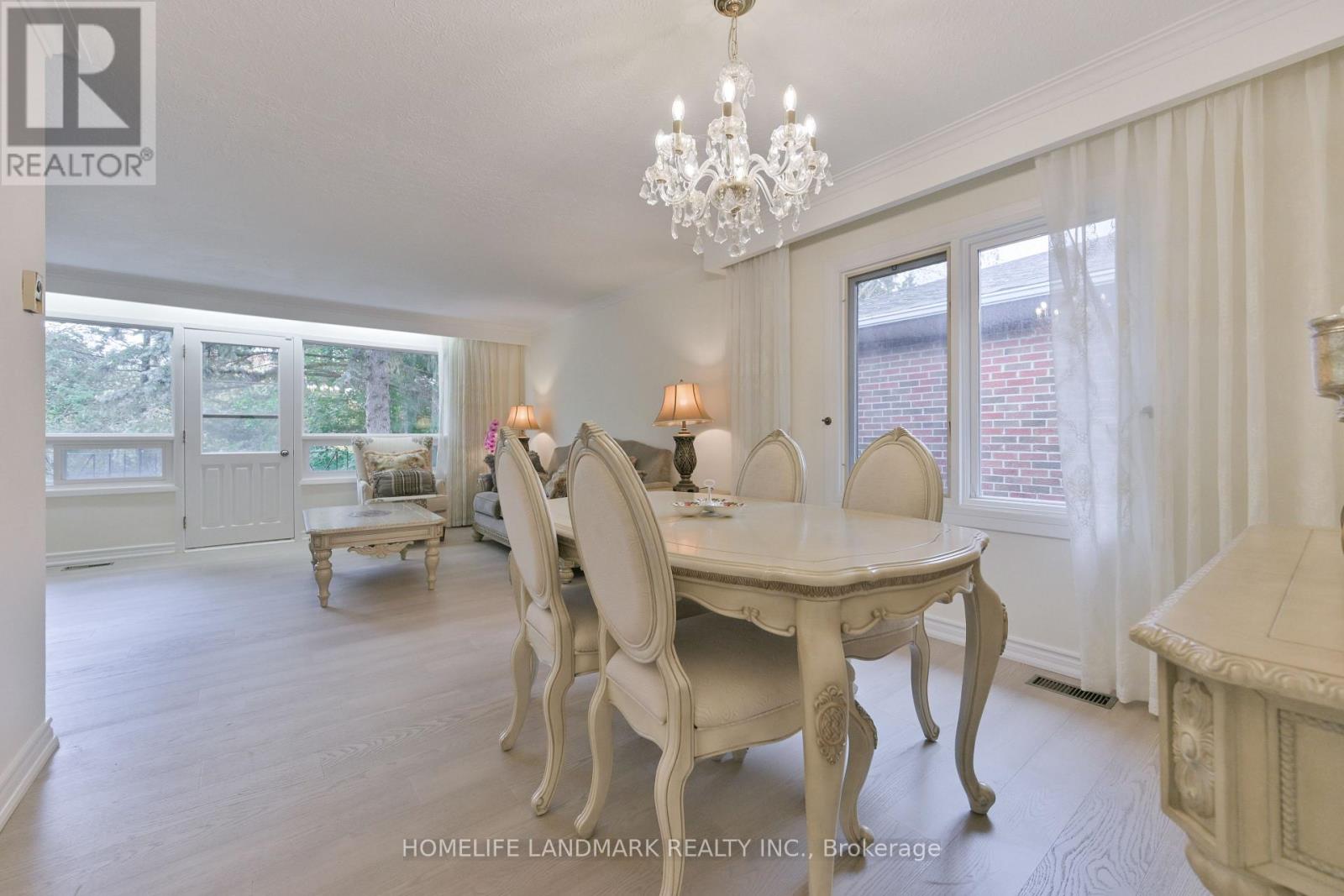 144 Clansman Boulevard, Toronto, Ontario  M2H 1Y1 - Photo 10 - C12482698