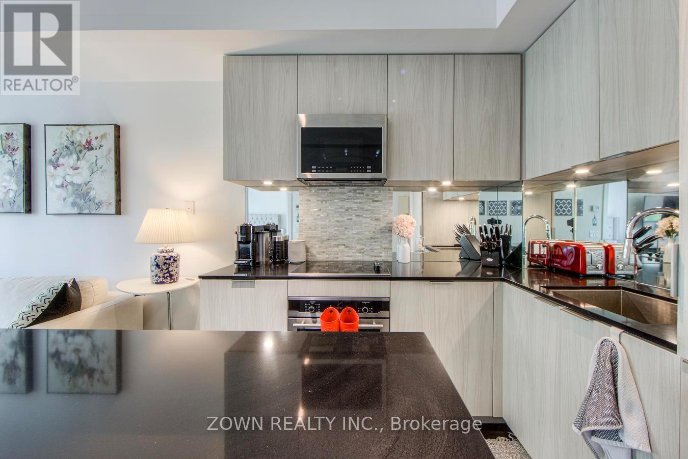 1410 - 609 Avenue Road, Toronto, Ontario  M4V 0B1 - Photo 10 - C12482704
