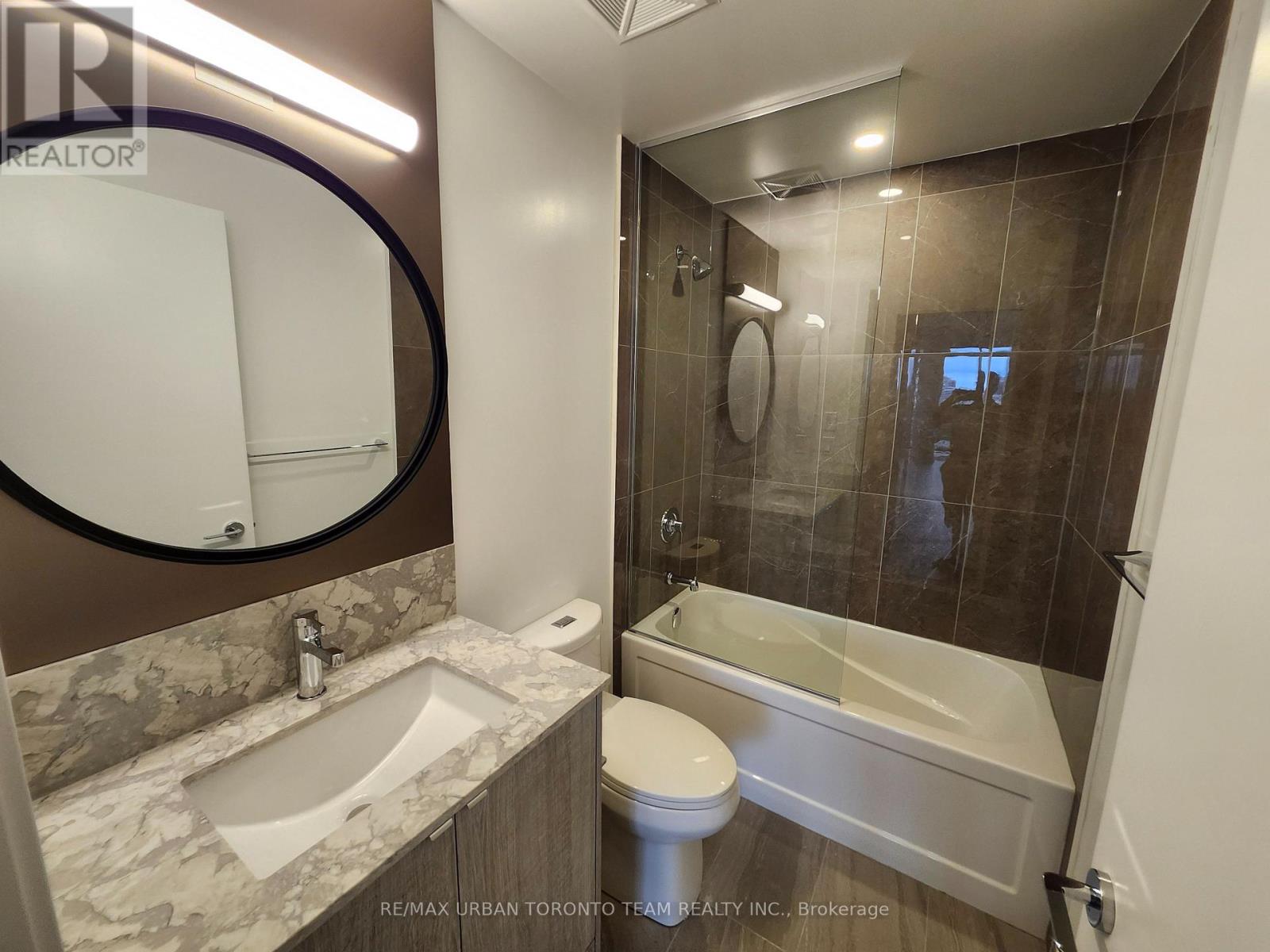 2805 - 771 Yonge Street, Toronto, Ontario  M4W 2G4 - Photo 6 - C12482707