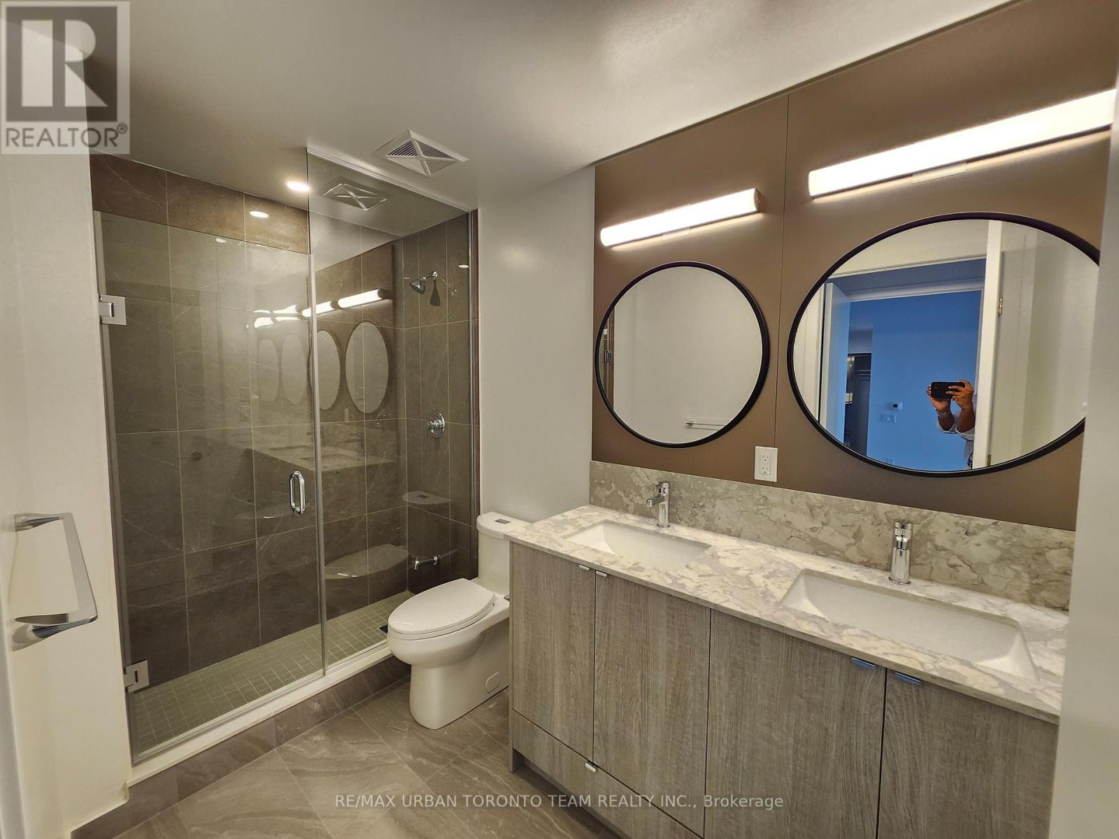 2805 - 771 Yonge Street, Toronto, Ontario  M4W 2G4 - Photo 9 - C12482707