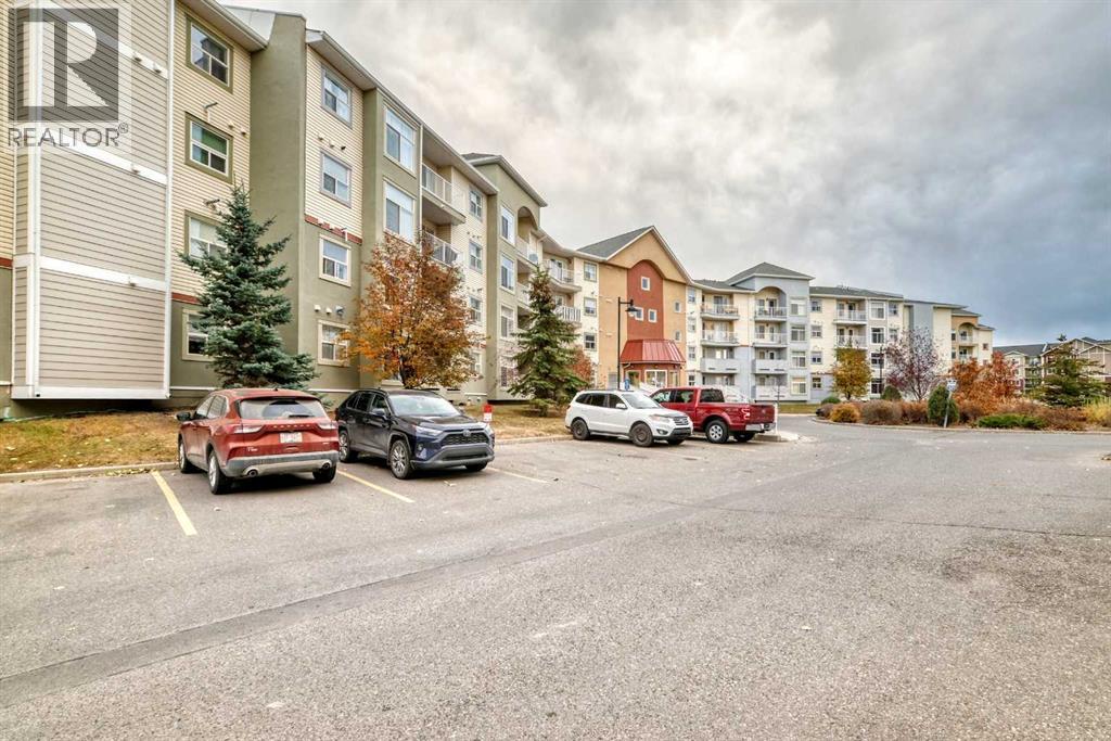 2212, 700 Willowbrook Road Nw, Airdrie, Alberta  T2B 2B7 - Photo 1 - A2267010