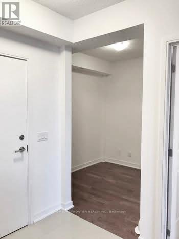 402ne - 9205 Yonge Street Sw, Richmond Hill, Ontario  L4C 1E2 - Photo 3 - N12480293