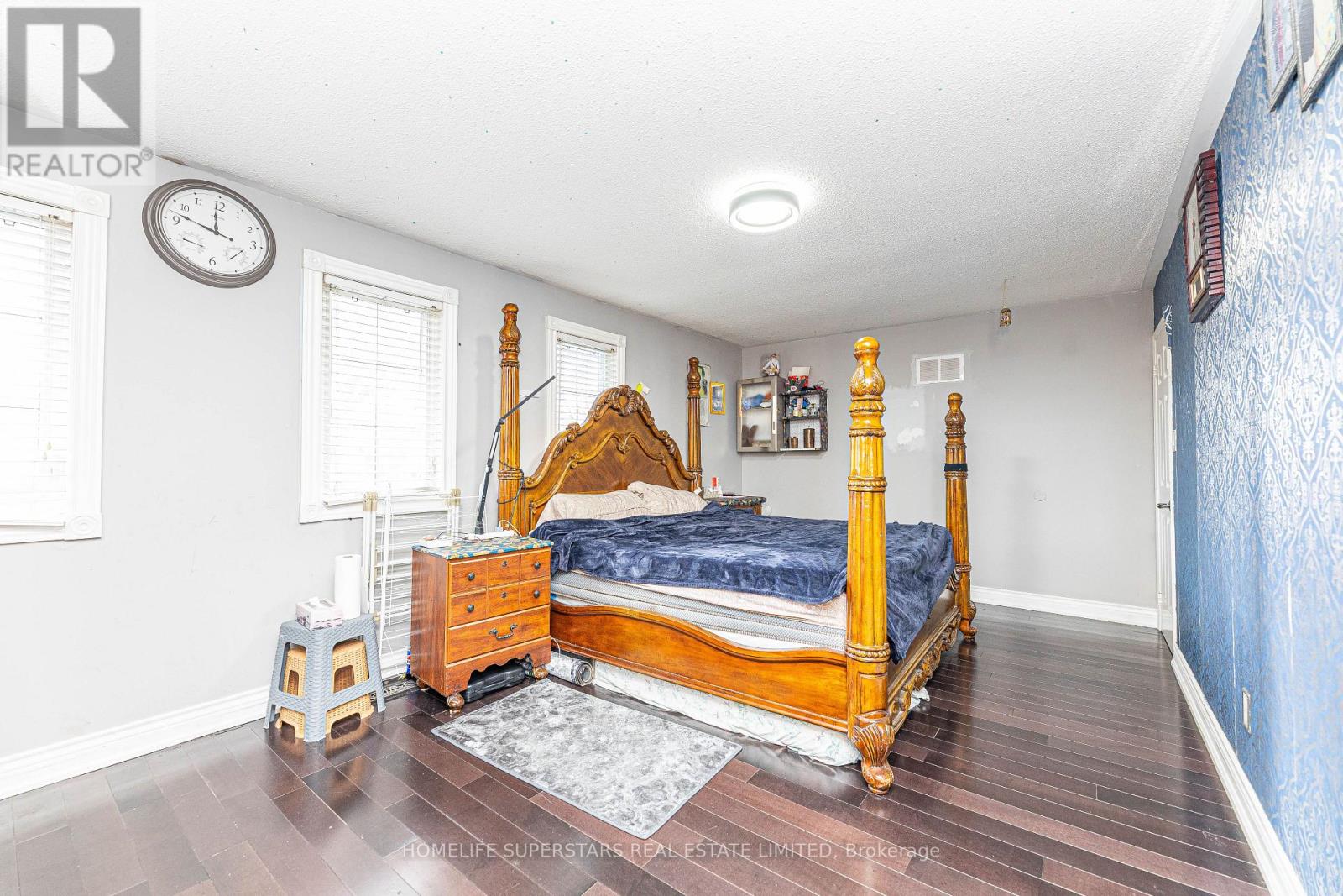 45 Woodlot Crescent, Toronto, Ontario  M9W 6T2 - Photo 24 - W12477471