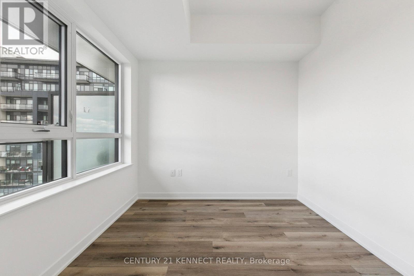 628 - 395 Dundas Street W, Oakville, Ontario  L6M 5R8 - Photo 12 - W12482706