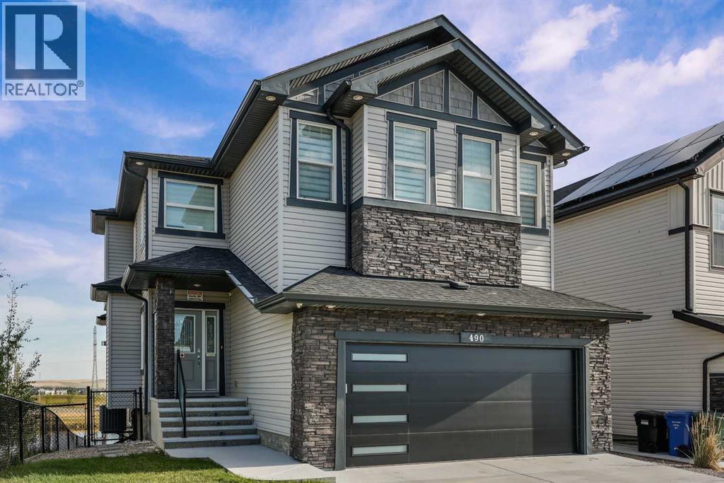 490 Sherwood Boulevard Nw, Calgary, Alberta  t3r 0y6 - Photo 11 - A2255016