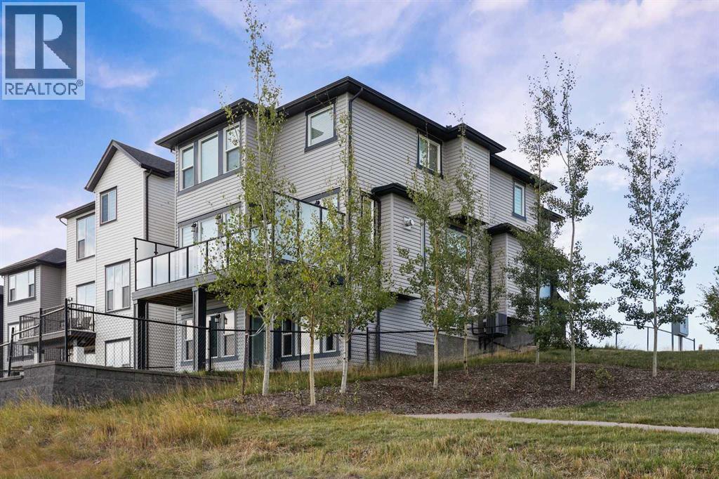 490 Sherwood Boulevard Nw, Calgary, Alberta  t3r 0y6 - Photo 9 - A2255016