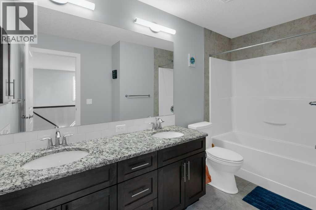 490 Sherwood Boulevard Nw, Calgary, Alberta  t3r 0y6 - Photo 44 - A2255016