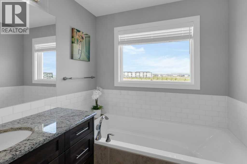 490 Sherwood Boulevard Nw, Calgary, Alberta  t3r 0y6 - Photo 39 - A2255016