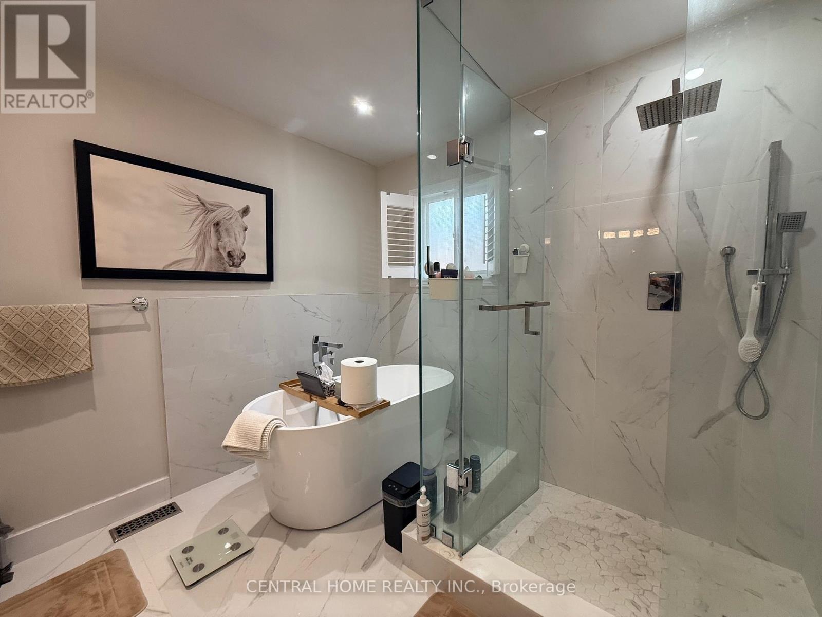 Main Floor - 89 Old Colony Road, Richmond Hill, Ontario  L4E 3X2 - Photo 6 - N12481816