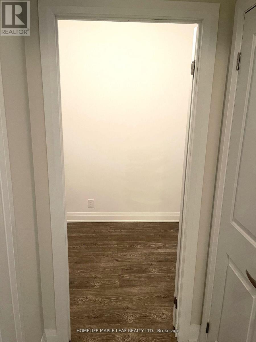 514 - 12 Woodstream Boulevard, Vaughan, Ontario  L4L 8C3 - Photo 12 - N12482677