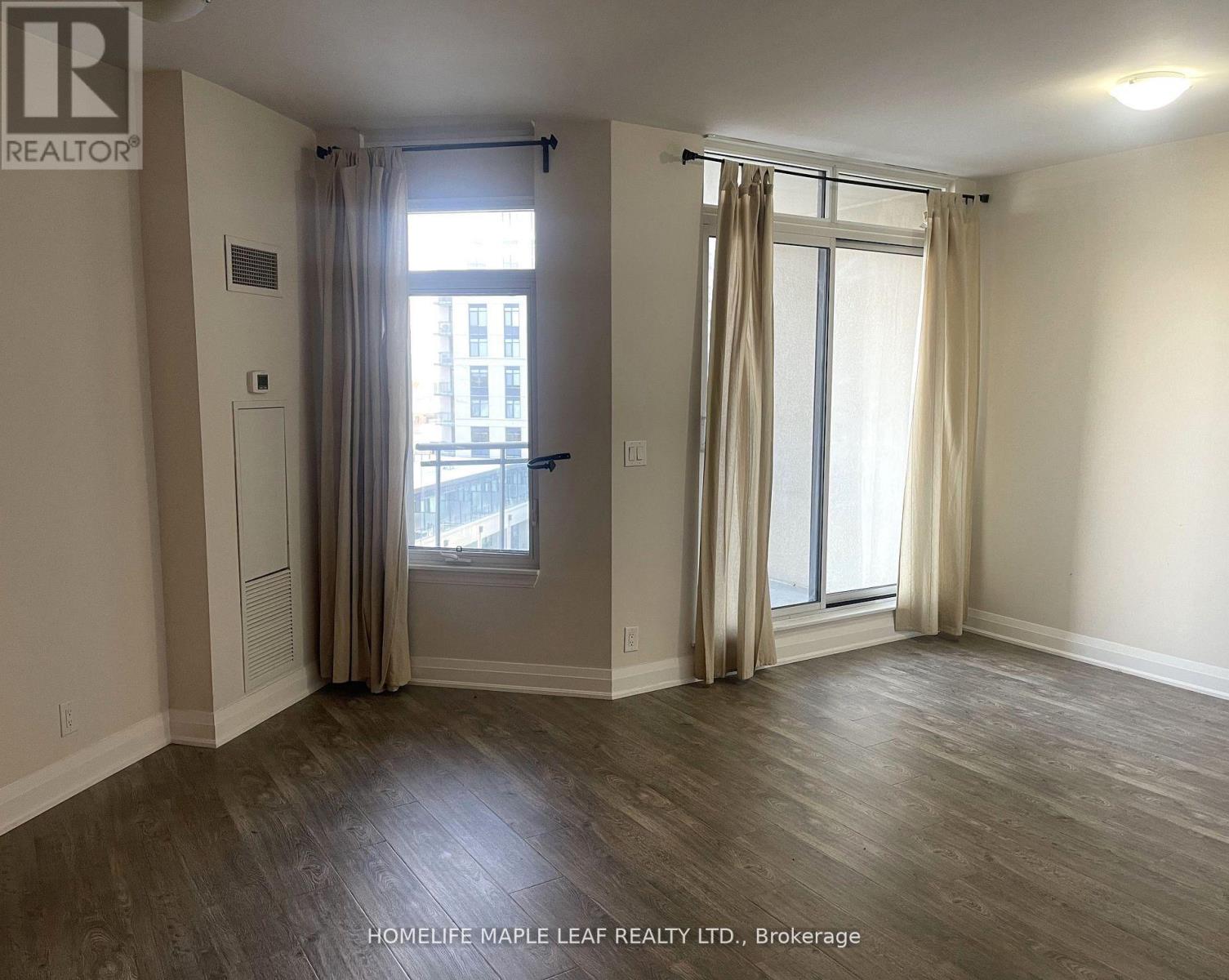 514 - 12 Woodstream Boulevard, Vaughan, Ontario  L4L 8C3 - Photo 8 - N12482677