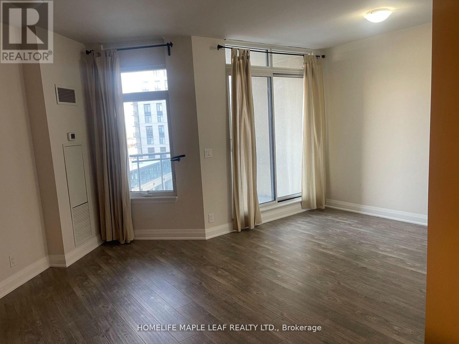 514 - 12 Woodstream Boulevard, Vaughan, Ontario  L4L 8C3 - Photo 7 - N12482677