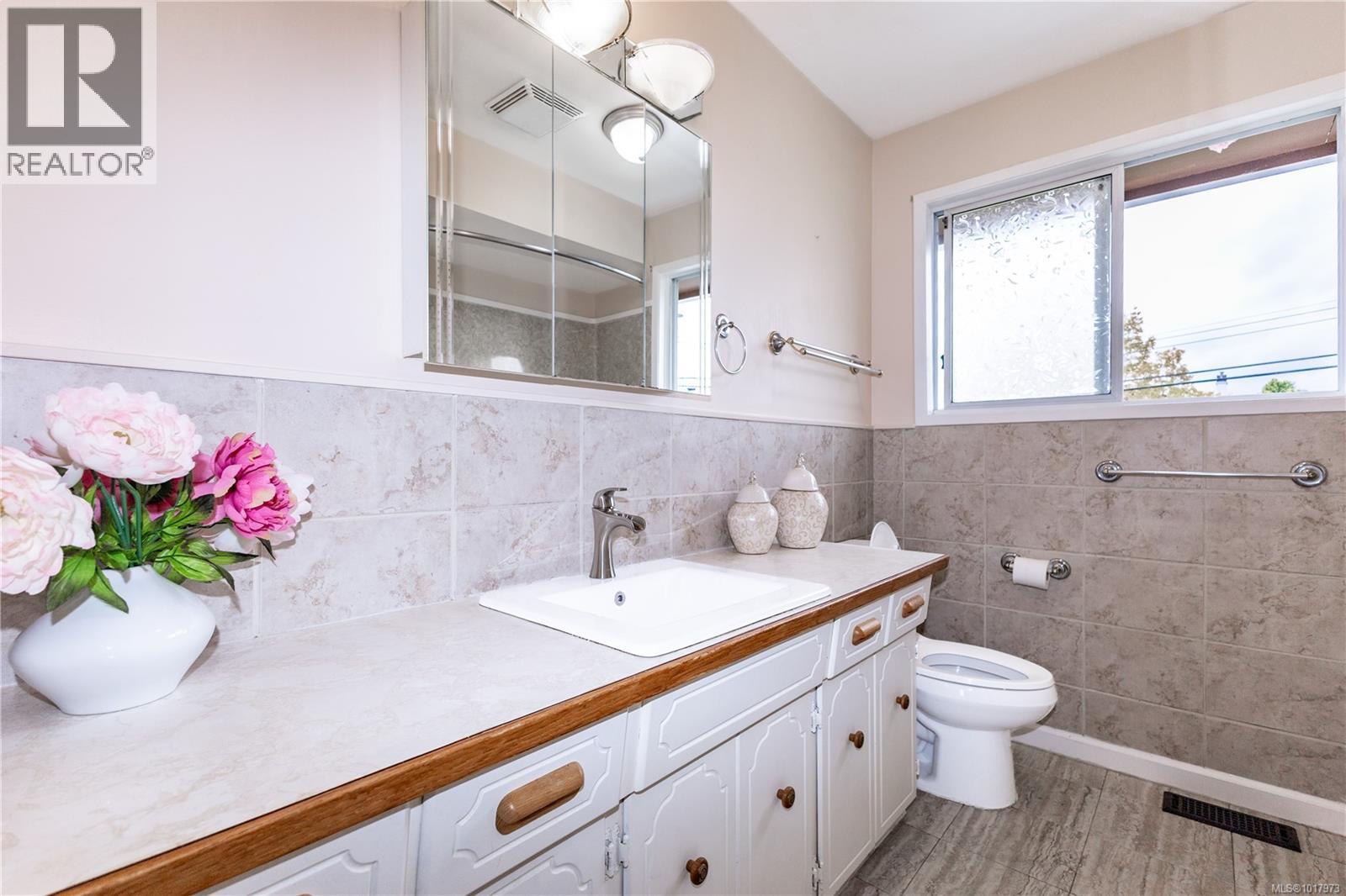 935 Kalmar Rd, Campbell River, British Columbia  V9W 2A1 - Photo 26 - 1017973