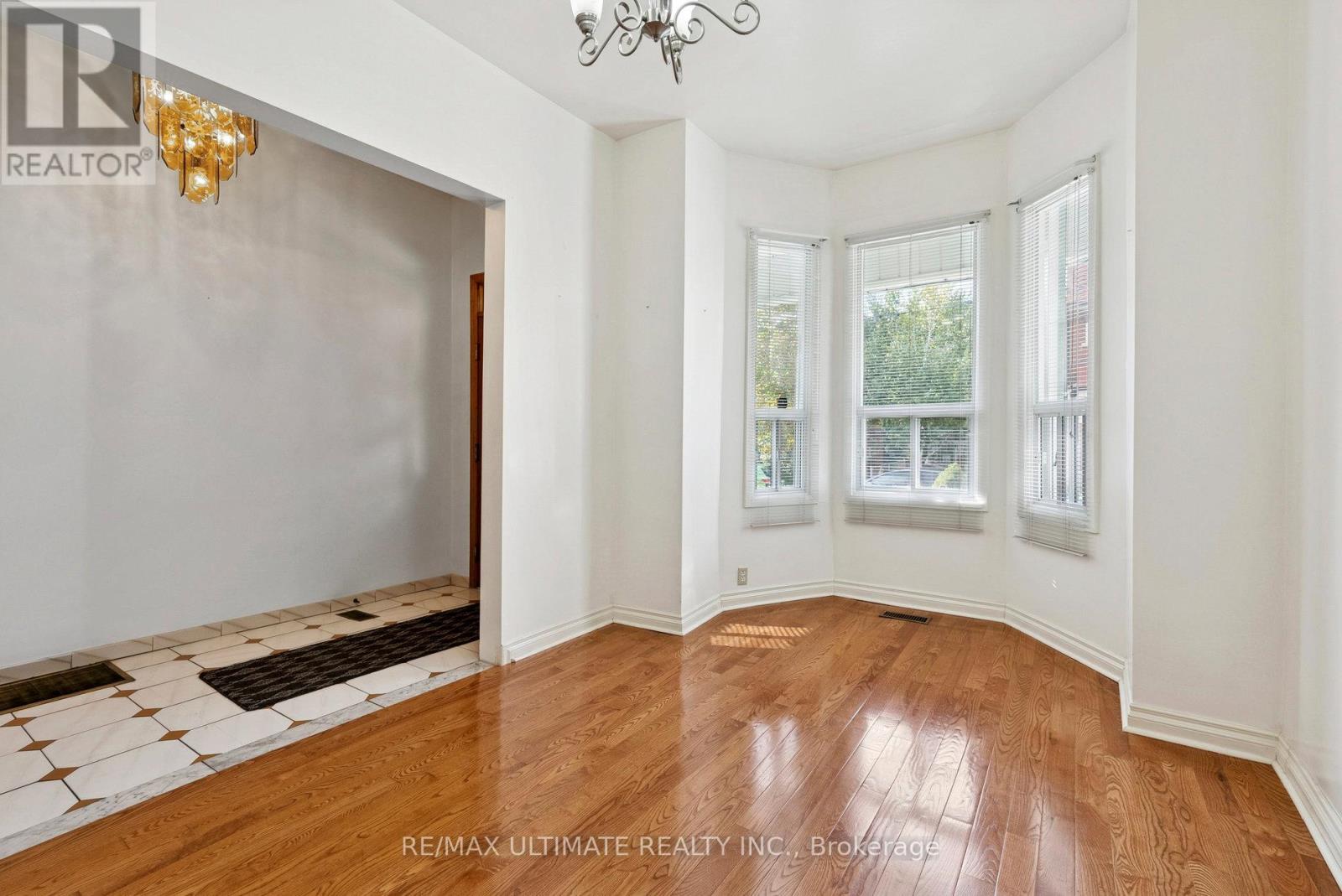 111 Northcote Avenue, Toronto, Ontario  M6J 3K4 - Photo 3 - C12482715