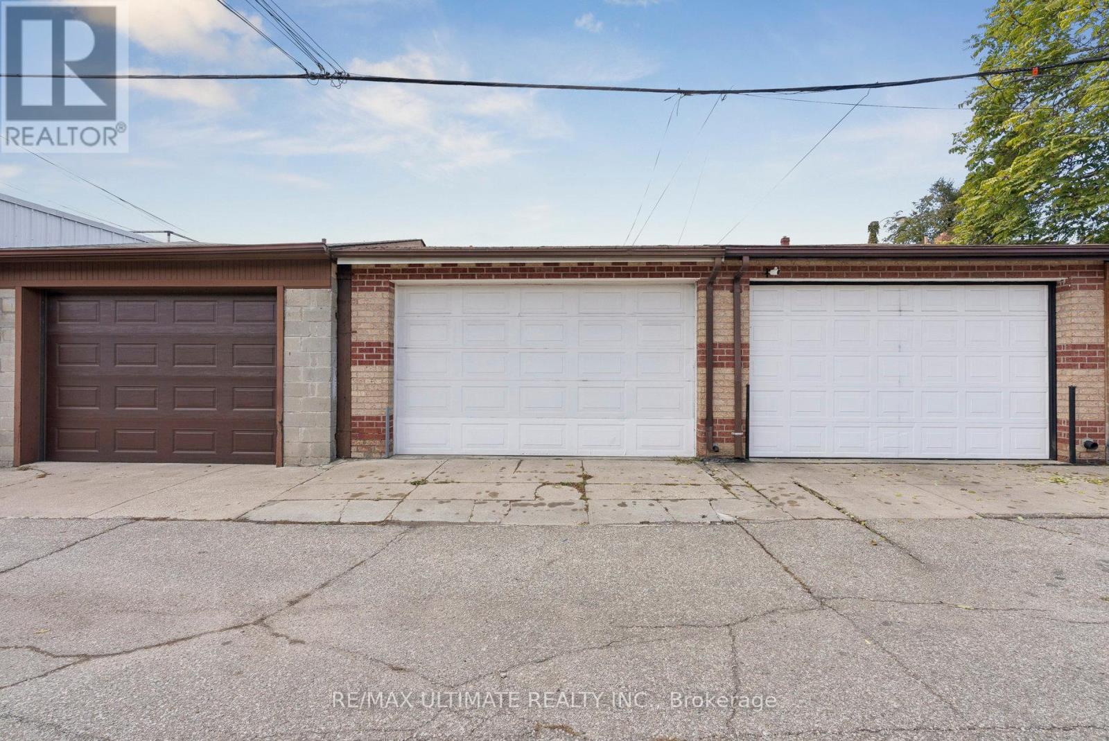 111 Northcote Avenue, Toronto, Ontario  M6J 3K4 - Photo 35 - C12482715