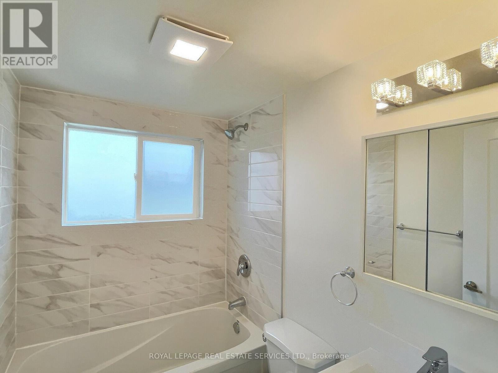 21 Christina Crescent, Toronto, Ontario  M1R 4H7 - Photo 19 - E12482711