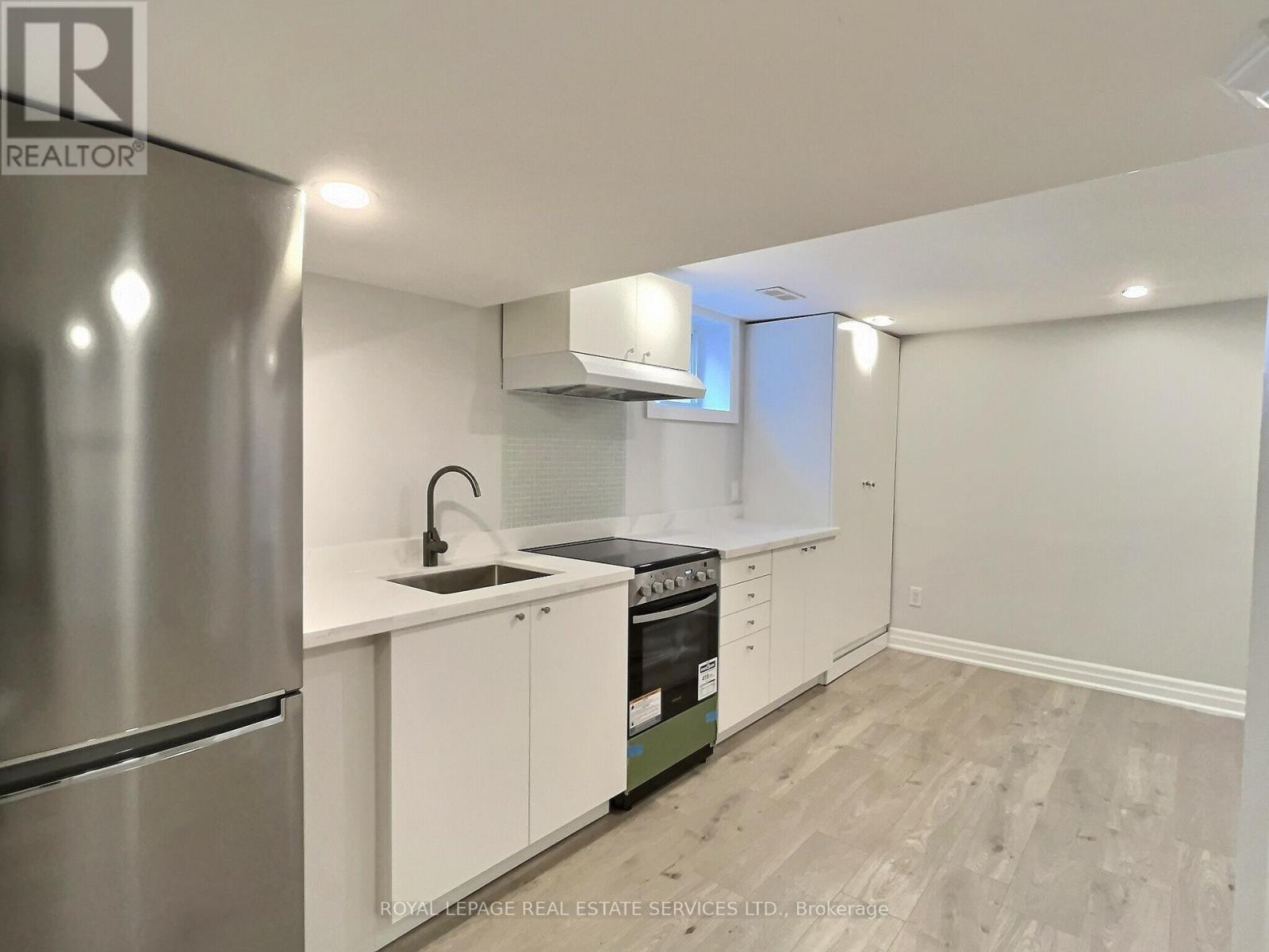 21 Christina Crescent, Toronto, Ontario  M1R 4H7 - Photo 24 - E12482711