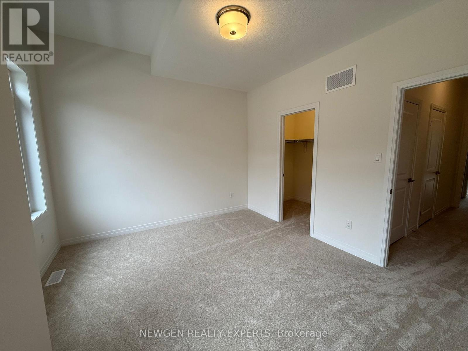 8 Mckernan Avenue, Brantford, Ontario  N3V 0C1 - Photo 20 - X12482129