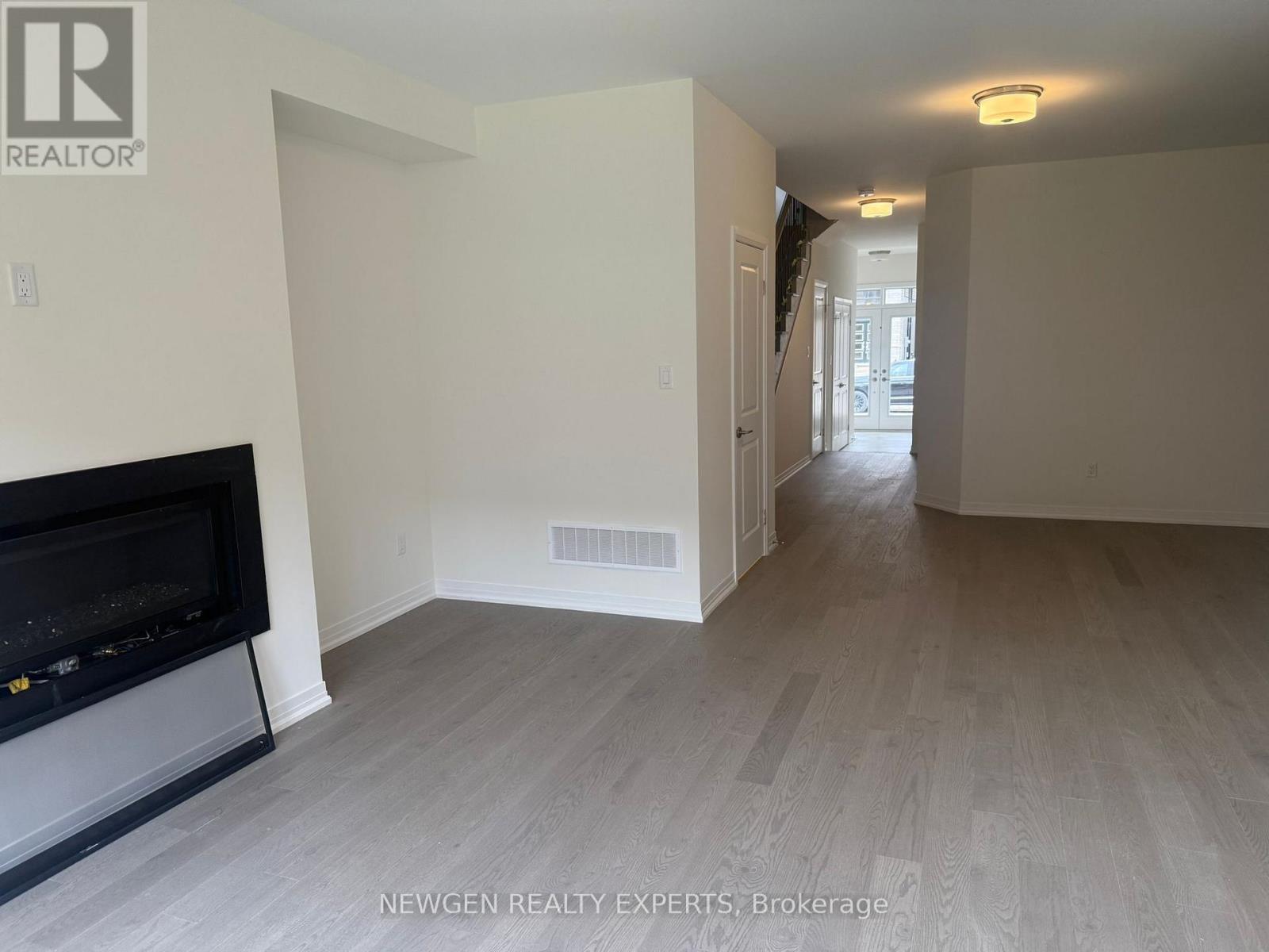 8 Mckernan Avenue, Brantford, Ontario  N3V 0C1 - Photo 13 - X12482129