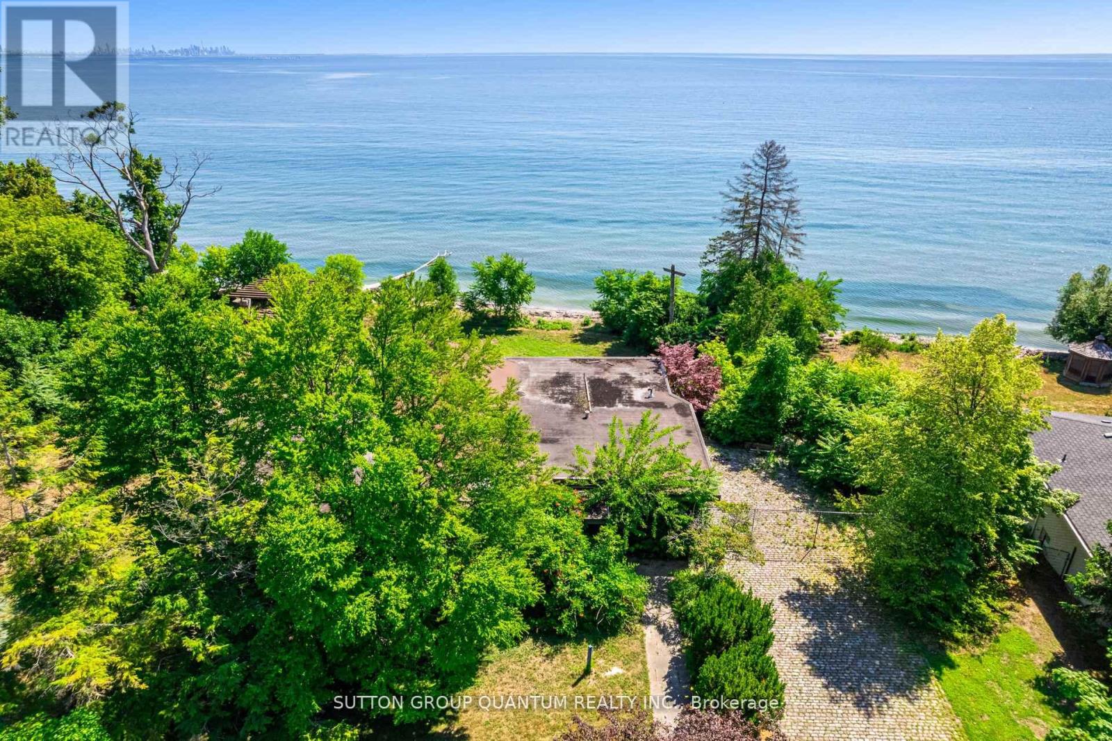 1390 Captain Court, Mississauga, Ontario  L5J 1A8 - Photo 11 - W12482713