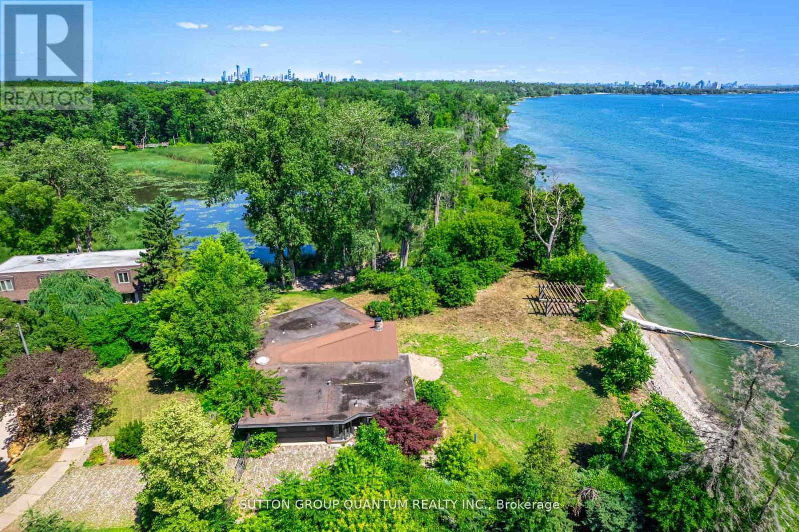 1390 Captain Court, Mississauga, Ontario  L5J 1A8 - Photo 36 - W12482713
