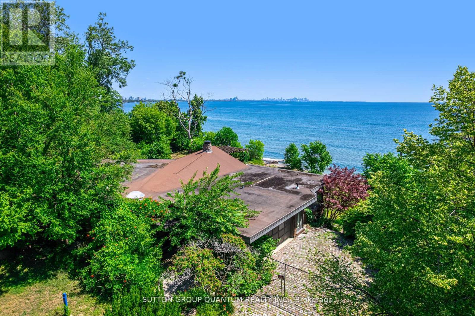 1390 Captain Court, Mississauga, Ontario  L5J 1A8 - Photo 5 - W12482713