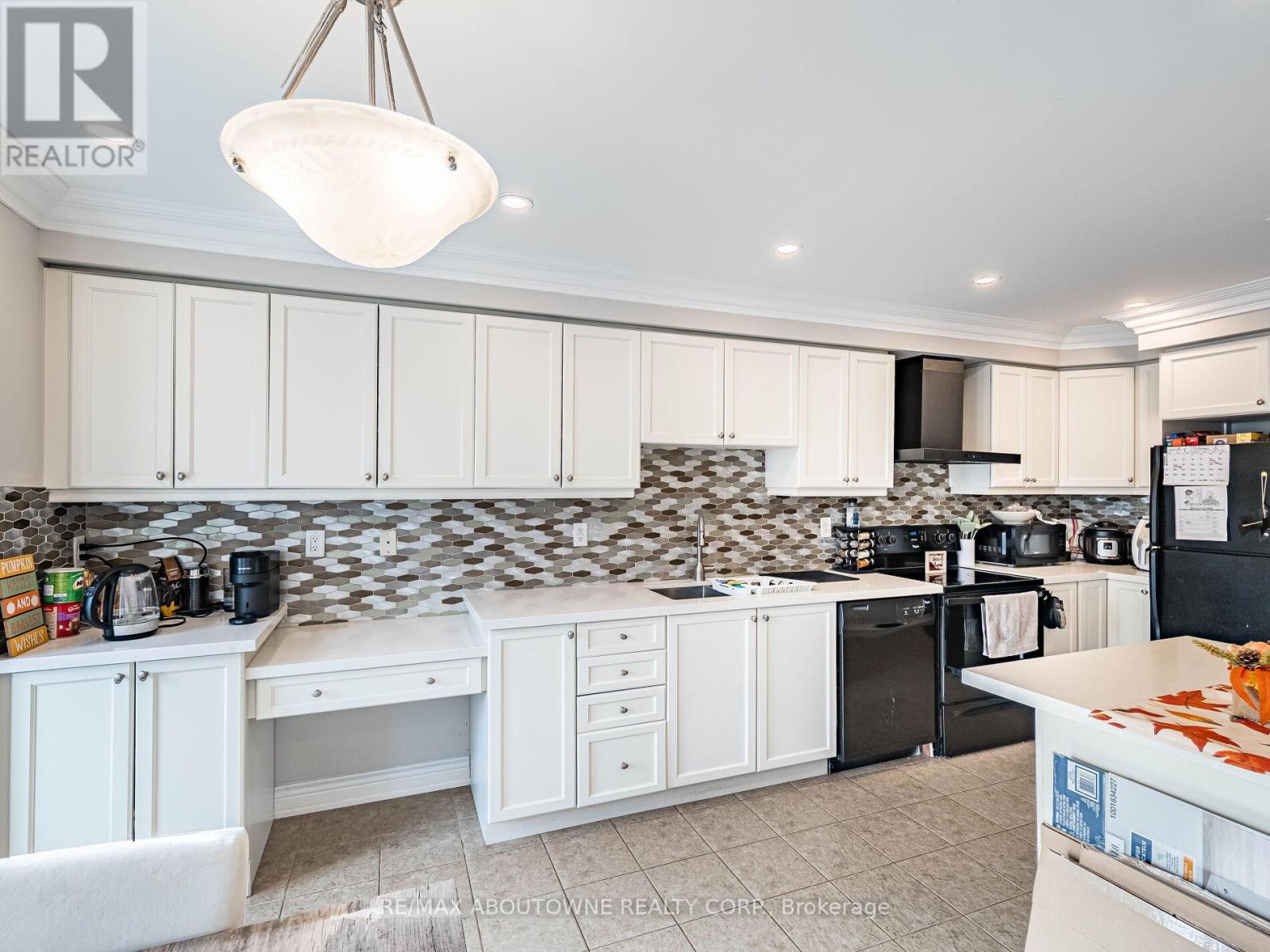 29 - 6020 Derry Road, Milton, Ontario  L9T 8L6 - Photo 22 - W12482723