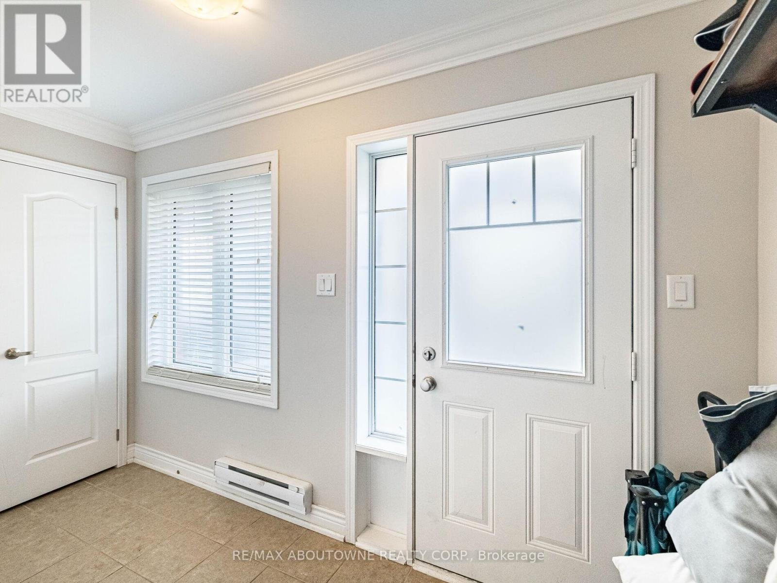 29 - 6020 Derry Road, Milton, Ontario  L9T 8L6 - Photo 6 - W12482723