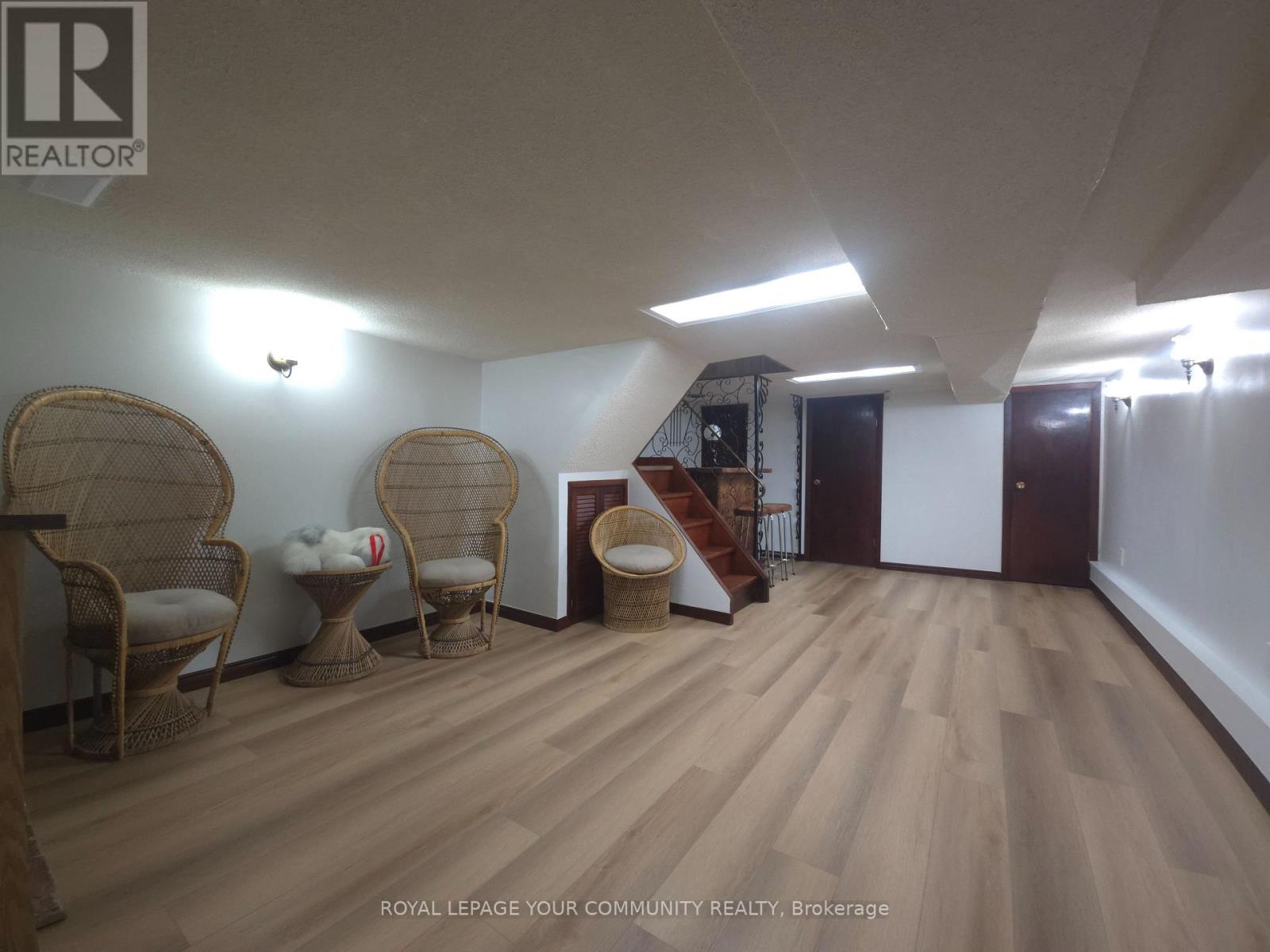 5 Rideau Avenue, Toronto, Ontario  M6K 1S1 - Photo 15 - W12482731