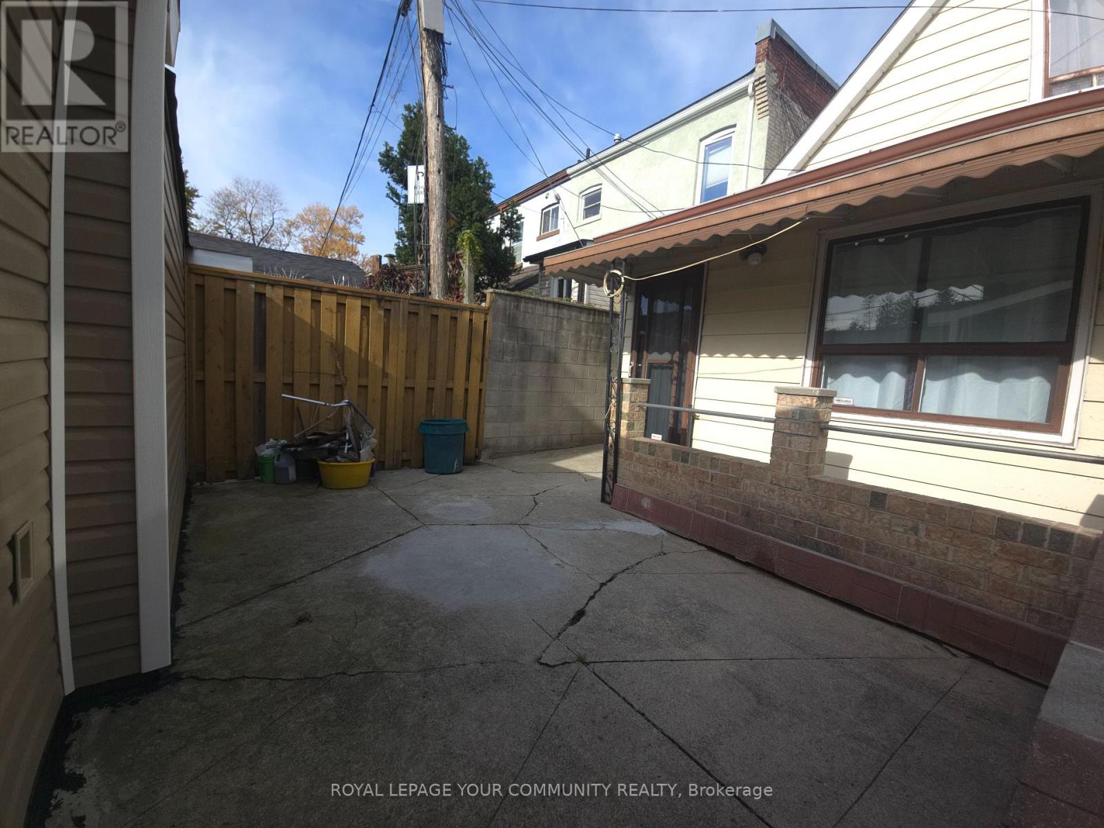 5 Rideau Avenue, Toronto, Ontario  M6K 1S1 - Photo 21 - W12482731