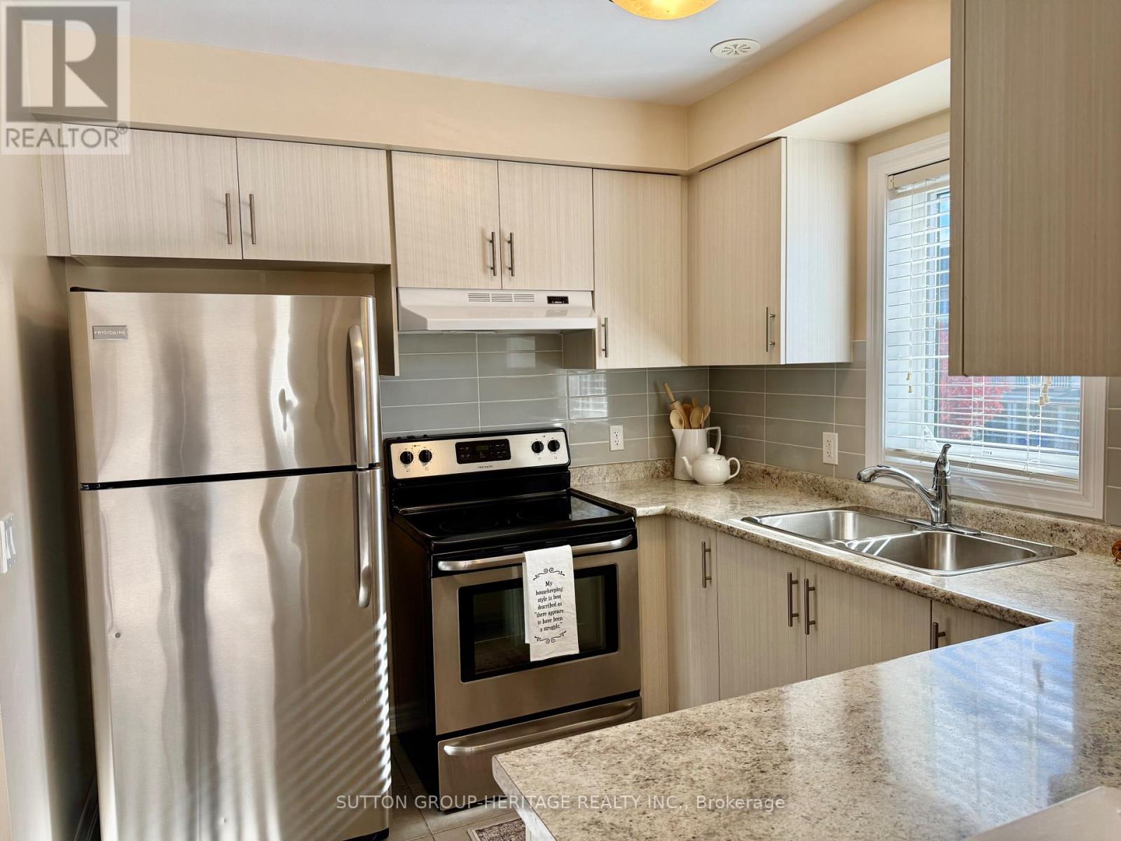 66 Tabaret Crescent, Oshawa, Ontario  L1L 0G5 - Photo 20 - E12441043