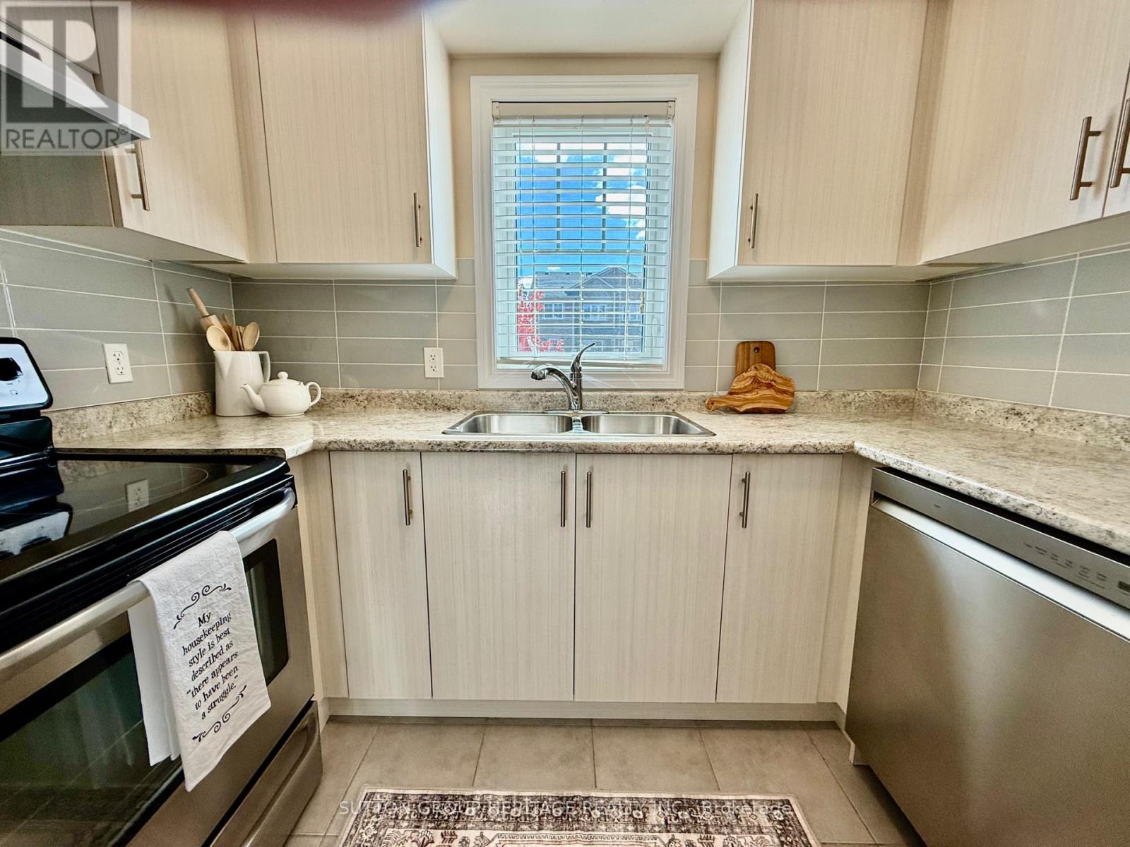 66 Tabaret Crescent, Oshawa, Ontario  L1L 0G5 - Photo 21 - E12441043