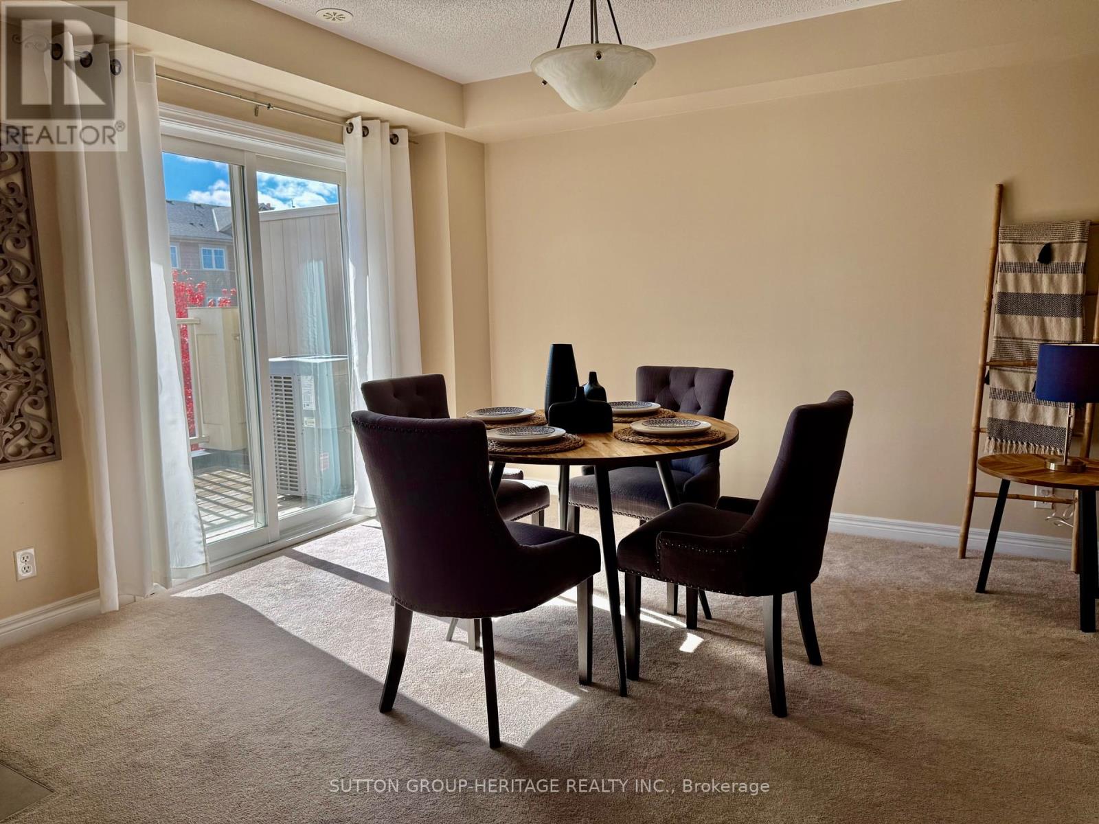 66 Tabaret Crescent, Oshawa, Ontario  L1L 0G5 - Photo 11 - E12441043