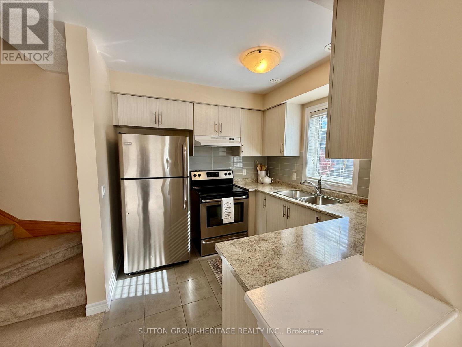 66 Tabaret Crescent, Oshawa, Ontario  L1L 0G5 - Photo 17 - E12441043