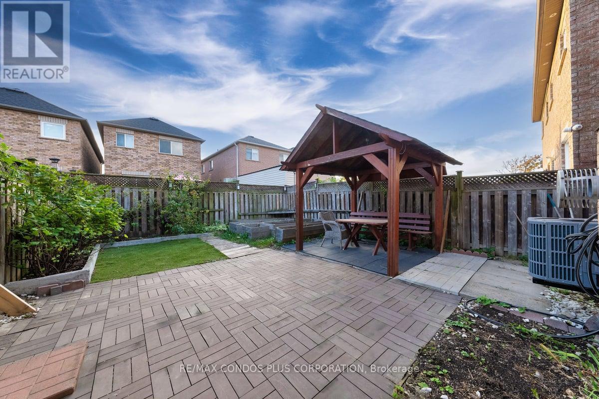 289 Deepsprings Crescent, Vaughan, Ontario  L6A 3L6 - Photo 37 - N12477115