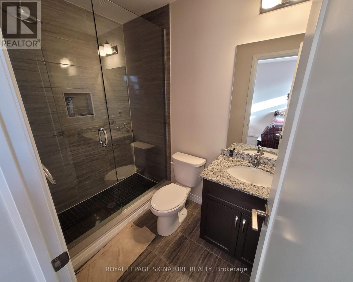6 Pringle Lane, Hamilton, Ontario  L9G 0H2 - Photo 10 - X12482724