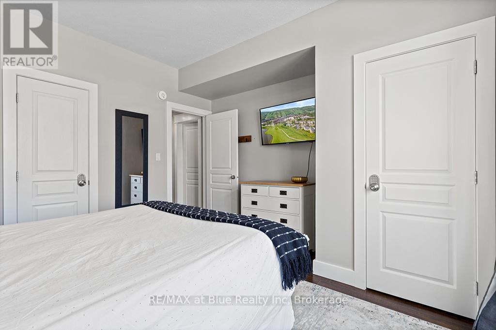 207 - 115 Fairway Court, Blue Mountains, Ontario  L9Y 0V1 - Photo 17 - X12482737