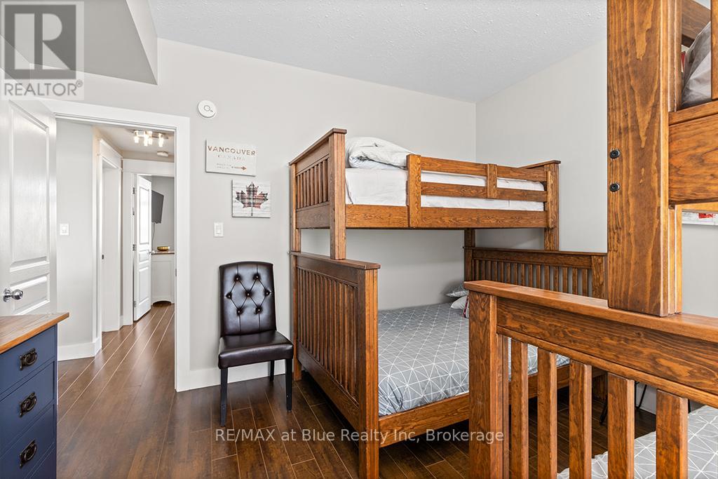 207 - 115 Fairway Court, Blue Mountains, Ontario  L9Y 0V1 - Photo 19 - X12482737