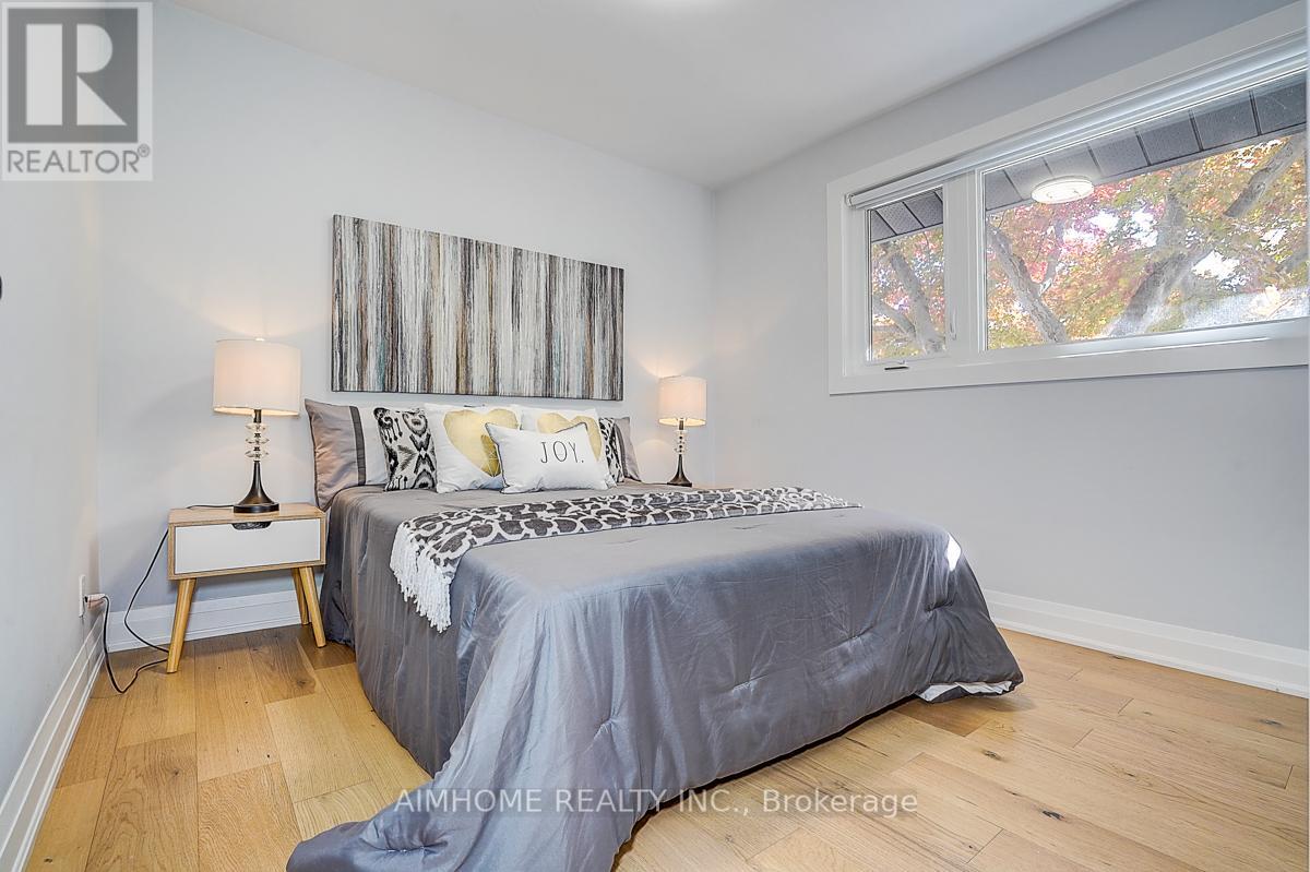 14 Sandalwood Place, Toronto, Ontario  M3B 1L6 - Photo 15 - C12482744