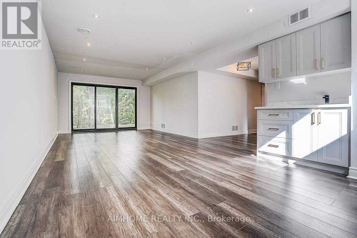 14 Sandalwood Place, Toronto, Ontario  M3B 1L6 - Photo 19 - C12482744