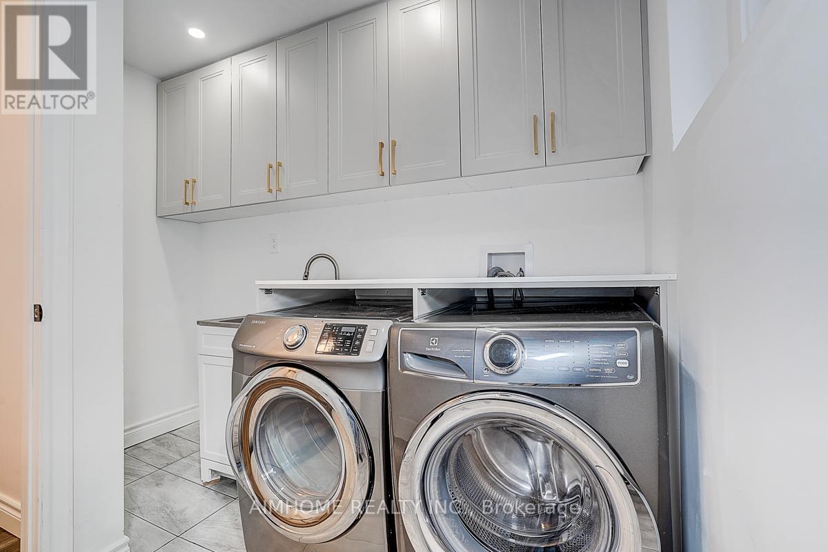 14 Sandalwood Place, Toronto, Ontario  M3B 1L6 - Photo 25 - C12482744