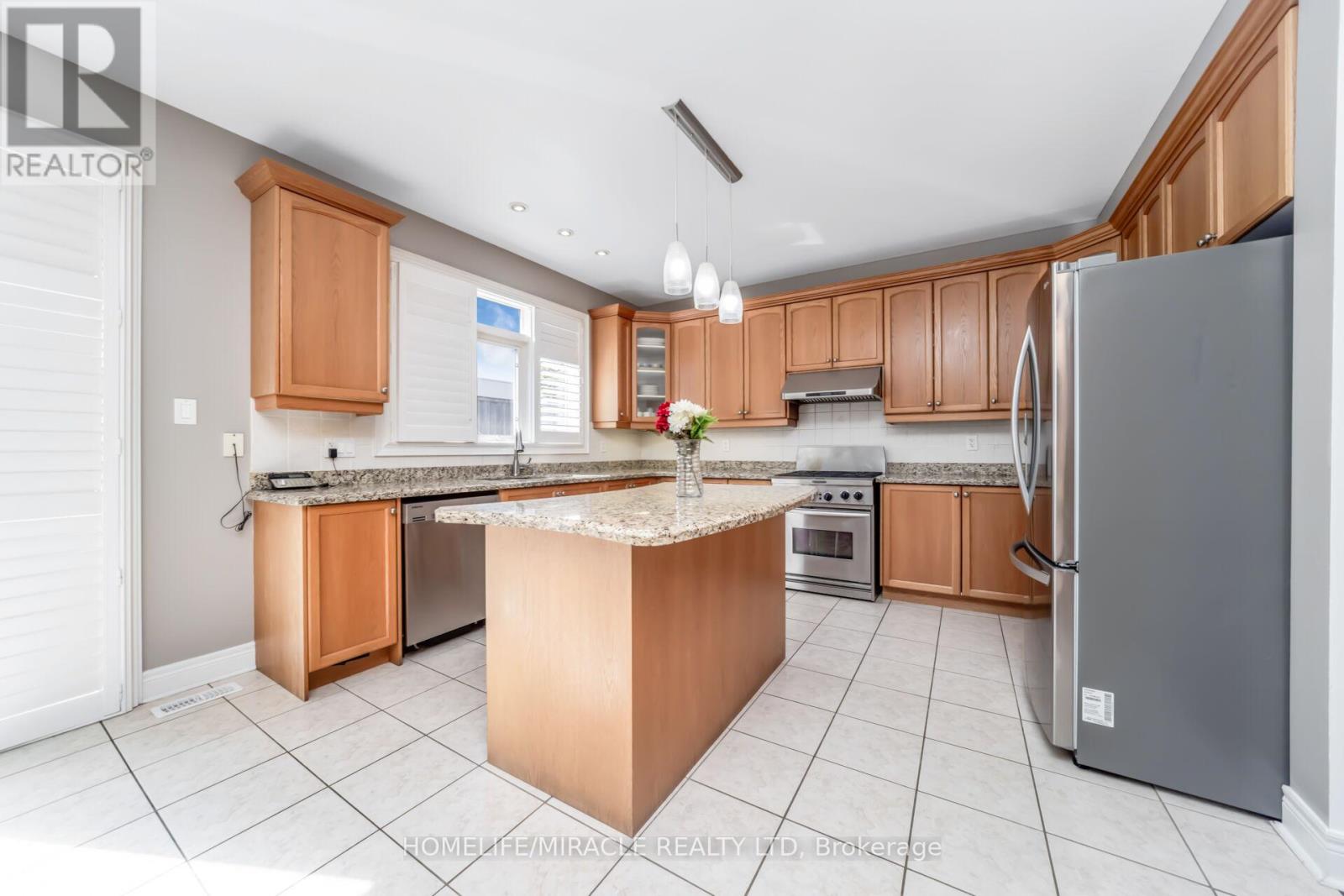 32 Xavier Court, Brampton (Bram West), Ontario  L6Y 5S1 - Photo 21 - W12482695