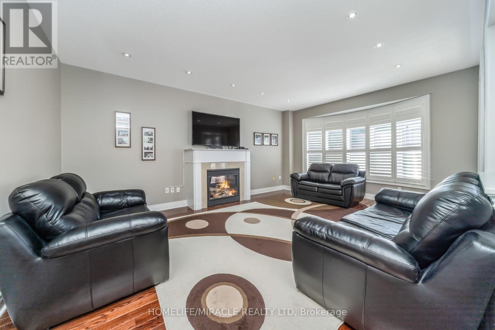 32 Xavier Court, Brampton (Bram West), Ontario  L6Y 5S1 - Photo 19 - W12482695