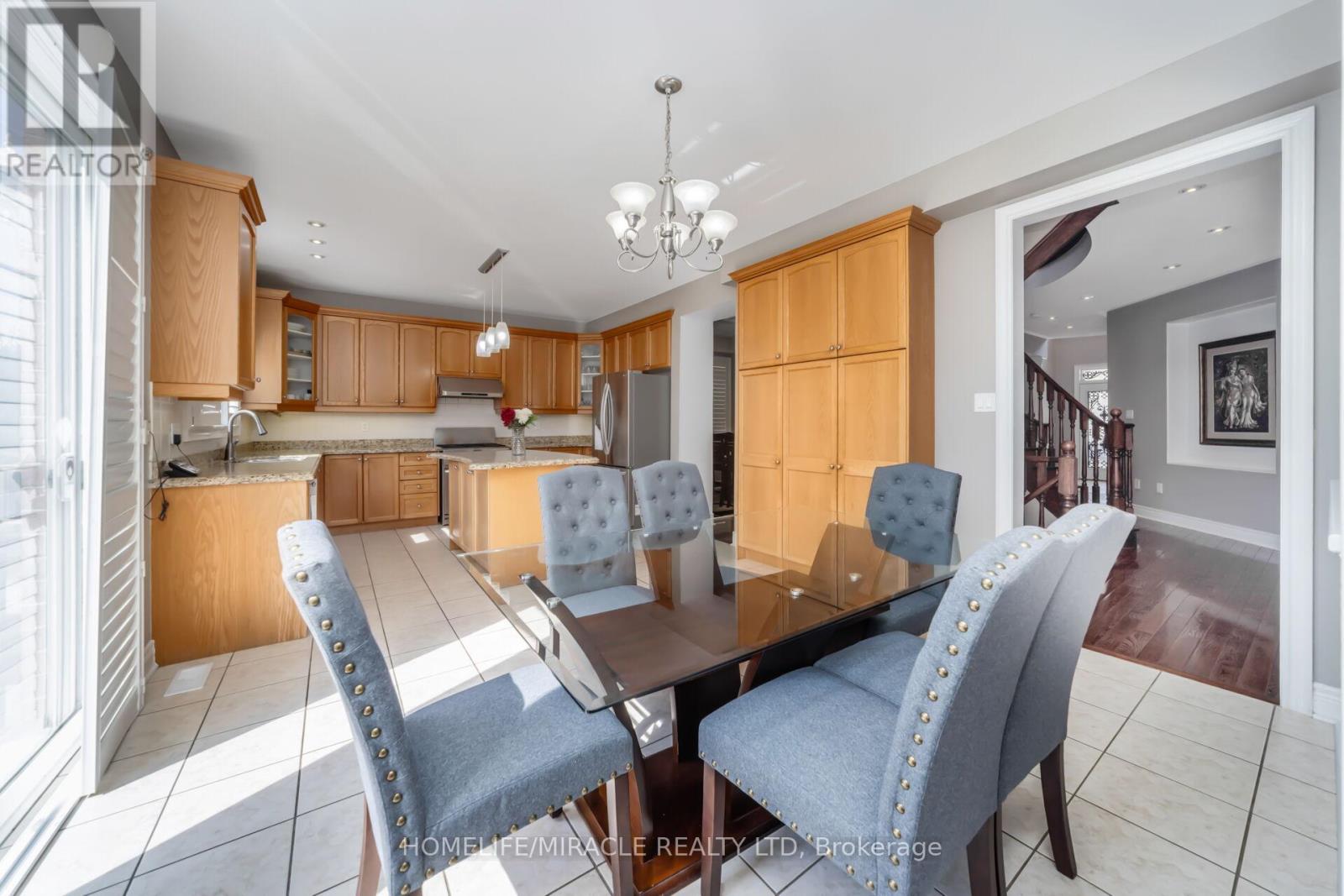 32 Xavier Court, Brampton (Bram West), Ontario  L6Y 5S1 - Photo 22 - W12482695