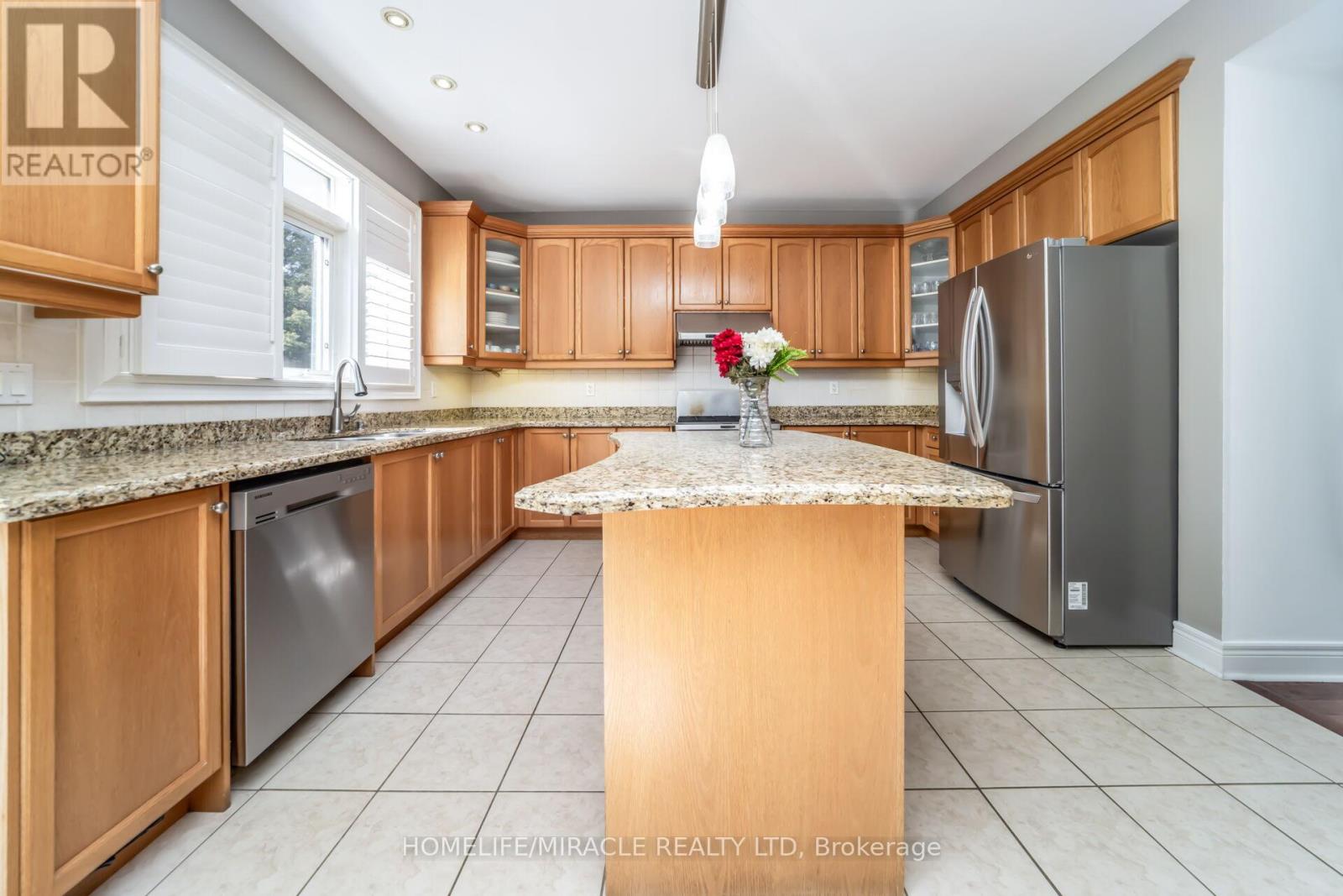 32 Xavier Court, Brampton (Bram West), Ontario  L6Y 5S1 - Photo 20 - W12482695