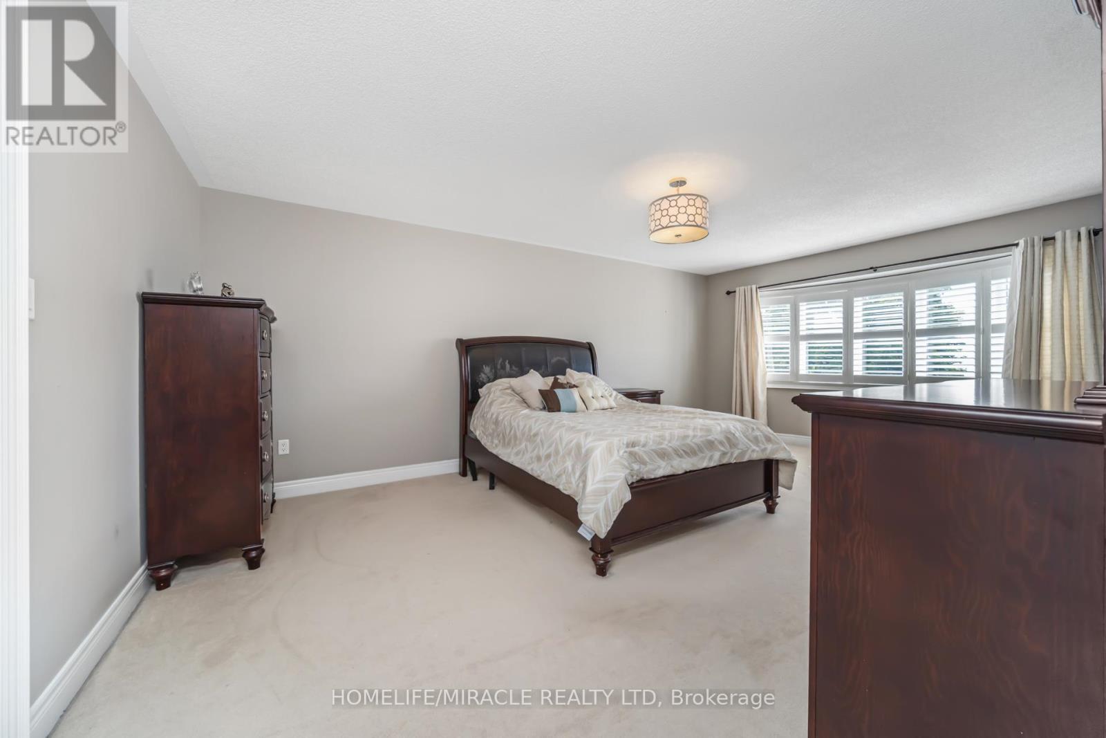 32 Xavier Court, Brampton (Bram West), Ontario  L6Y 5S1 - Photo 30 - W12482695