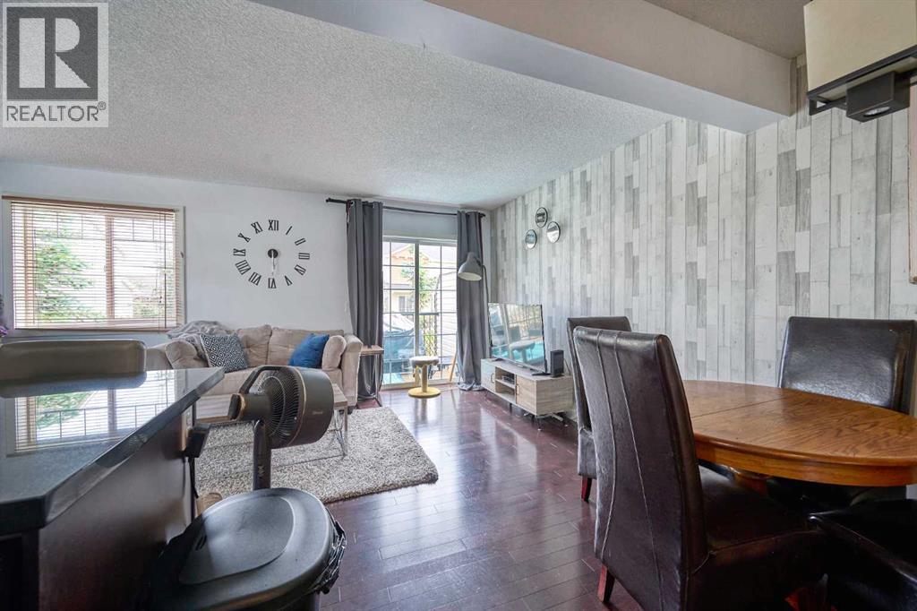 226 Pantego Lane Nw, Calgary, Alberta  T3K 0T1 - Photo 9 - A2234709