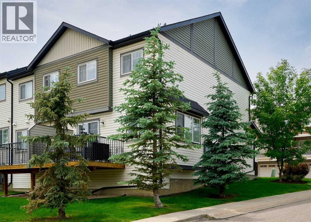 226 Pantego Lane Nw, Calgary, Alberta  T3K 0T1 - Photo 12 - A2234709