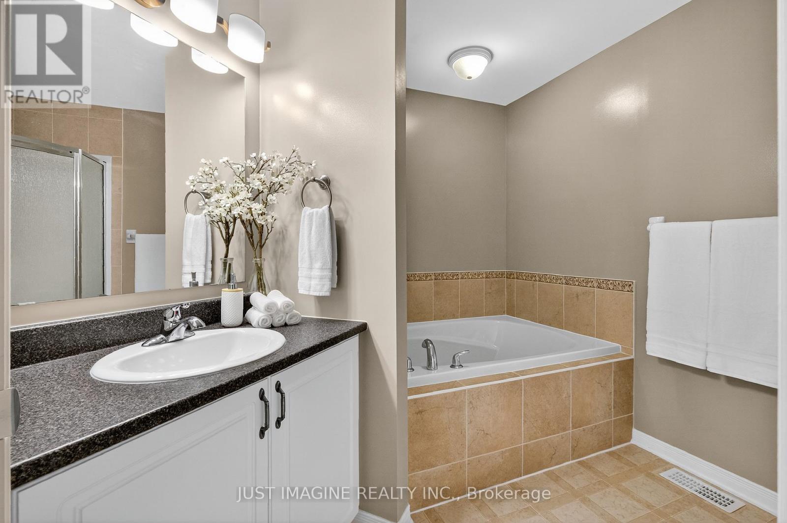 105 Caithness Private, Ottawa, Ontario  K1W 0G4 - Photo 37 - X12482566